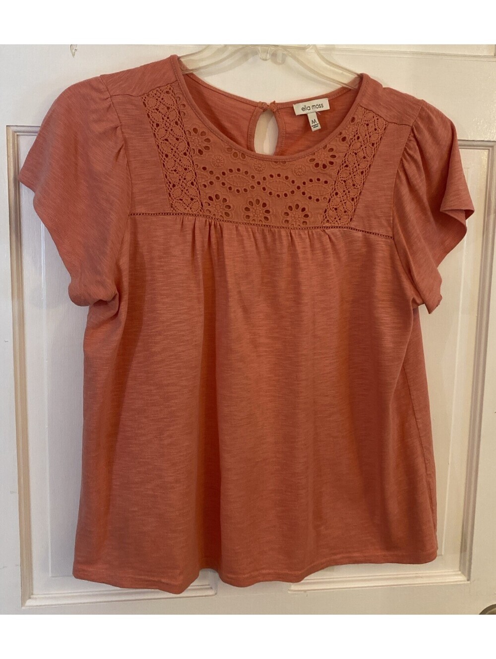 Ella Moss Womens Top Blouse Knit Eyelet Embroidered Size Medium Salmon/Orange